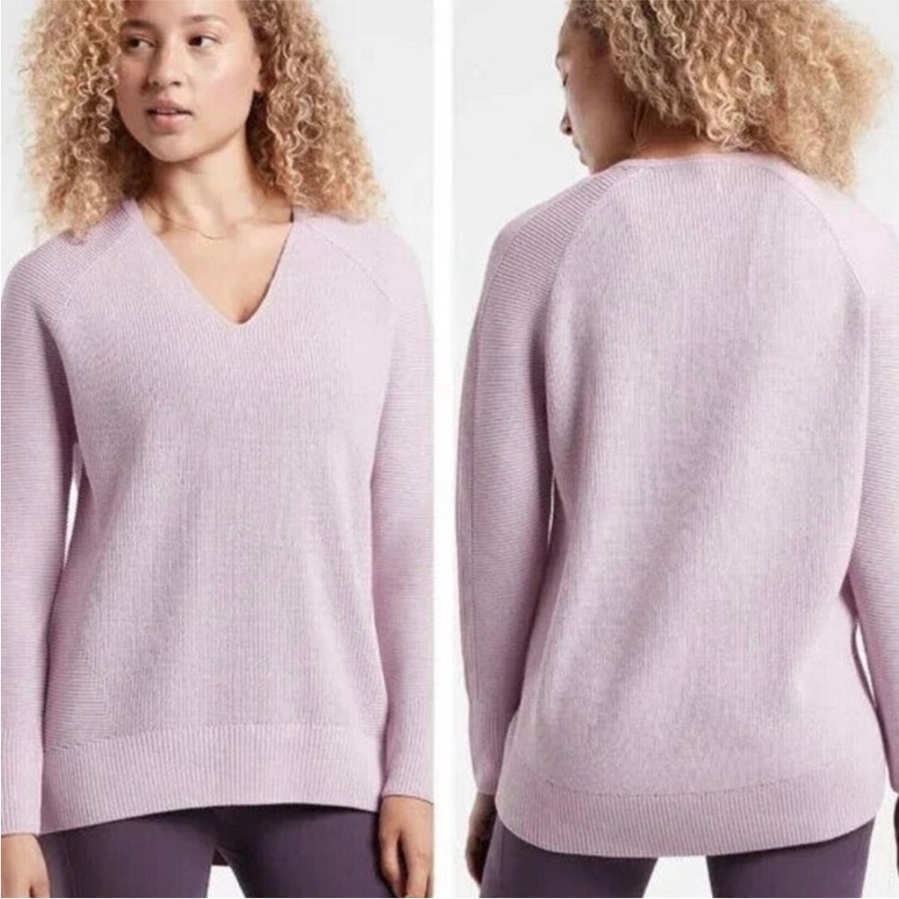Athleta Hanover Sweater V-Neck Merino Wool Lilac Purple Ribbed Sweater Med C9